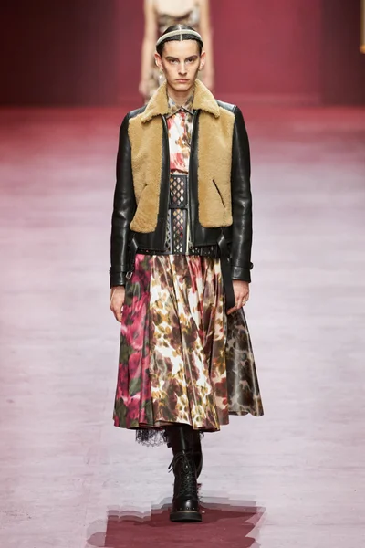 Look 65